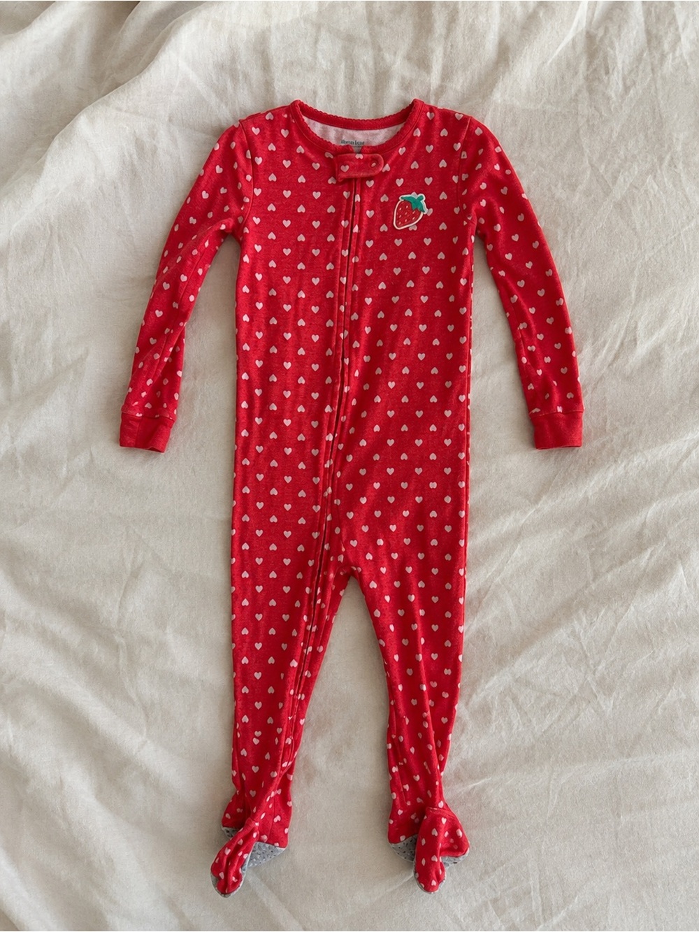 🐻 5/$15 Carter's Red Heart-Print Footed One-Piece Pajamas